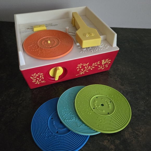 Vintage Kids Fisher-price Toy Record Music Box/Player - Red, Yellow, and Orange - Picture 9 of 12
